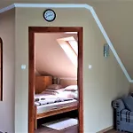 Nefelejcs Fagyizo Es Apartmanhaz Lägenhet *