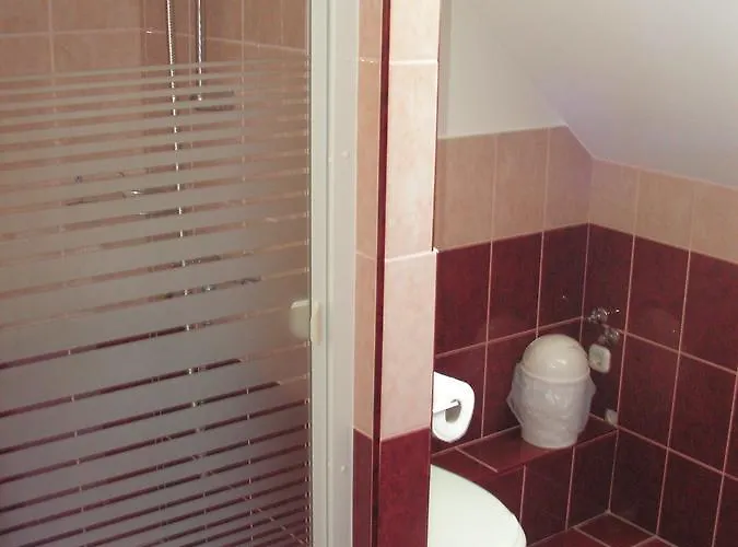 Apartament Nefelejcs Fagyizo Es Apartmanhaz